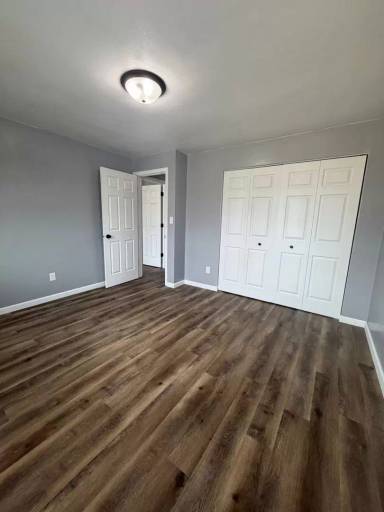 Main picture of 430 W Calumet St