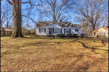 Main picture of 3129 Hillis St