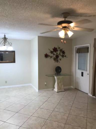 Main picture of 117 Lake Pine Cir