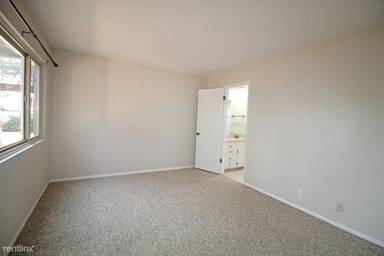 Main picture of 5121 Wavecrest Way
