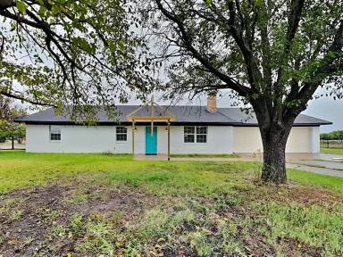 Main picture of 1875 Butler Rd