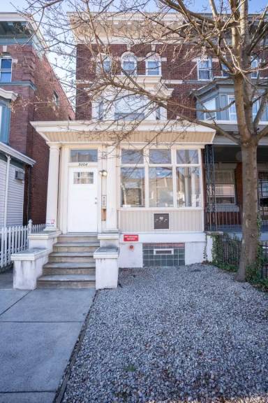 Main picture of 5004 Spruce St