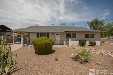 Main picture of 800 W Elna Rae St