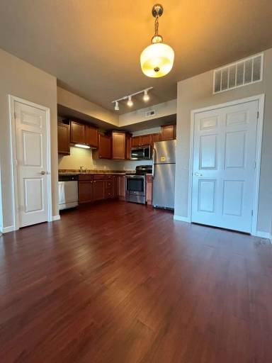 Main picture of 230 W Hills Ln