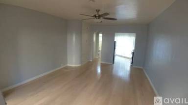 Main picture of 487 N Roxbury Dr
