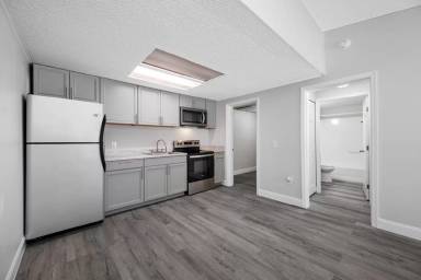 Main picture of Ellsberry Court