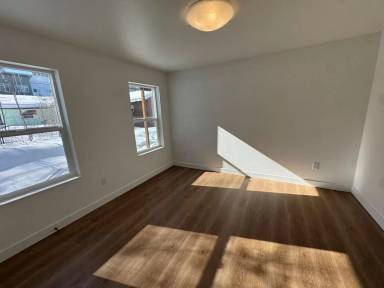 Main picture of 16840 Park Place St