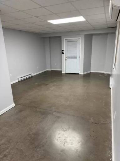 Main picture of 305 N Jefferson St