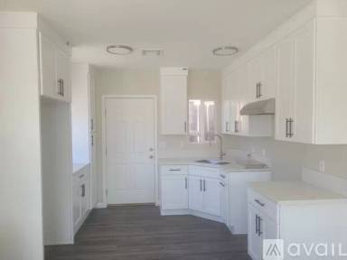 Main picture of 8116 Troost Ave