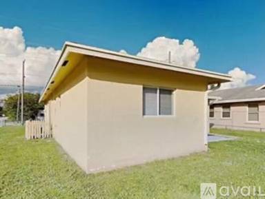 Main picture of 4542 SW 19th St
