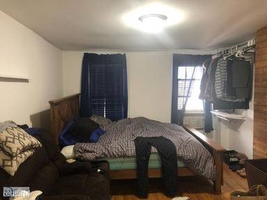 Main picture of 200 Allen St