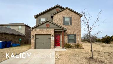 Main picture of 2012 Scarlet Cir