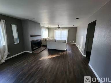 Main picture of 4374 Arizona Ave