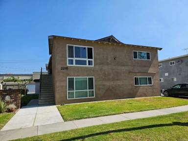 Main picture of 2215 E Westport Dr