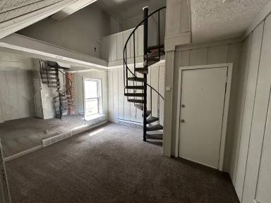 Main picture of 74 Washington St