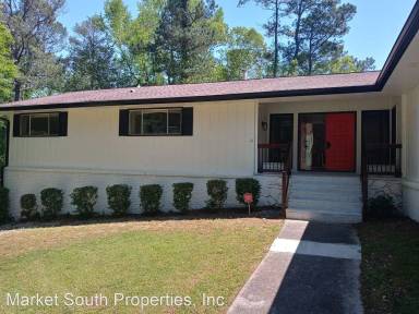 Main picture of 3780 Clubhouse Ln SE