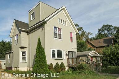 Main picture of 7514 S Parnell Ave