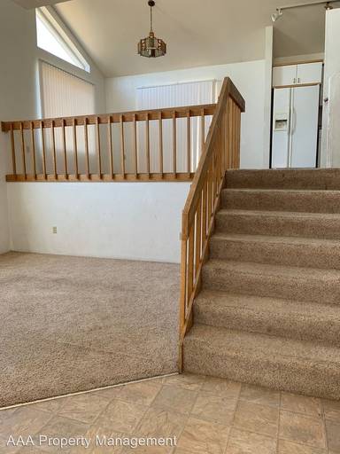 Main picture of 402 Mountain View Blvd