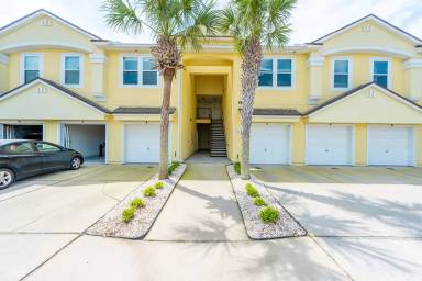 Main picture of 13864 Herons Landing Way