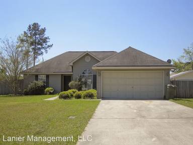 Main picture of 132 Longleaf Cir