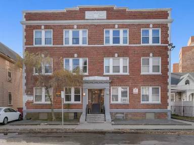Main picture of 15 Huss Ct