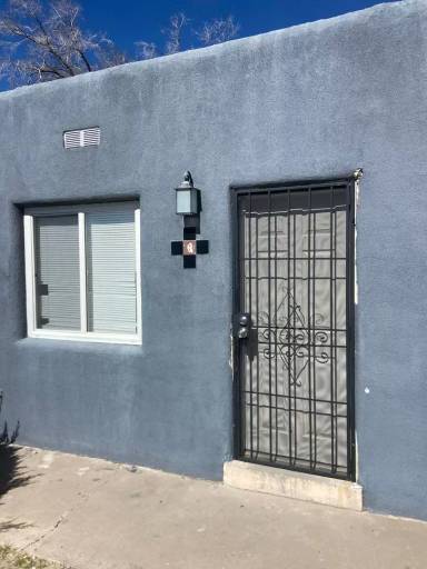 Main picture of 330 Texas St SE