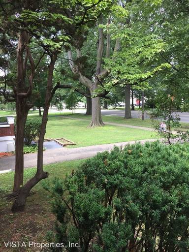 Main picture of 1602 Algonquin Pkwy
