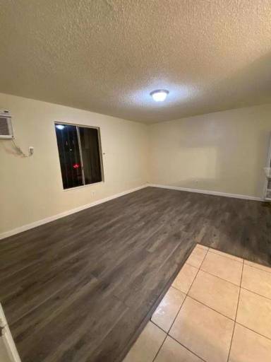 Main picture of 145 E Court St