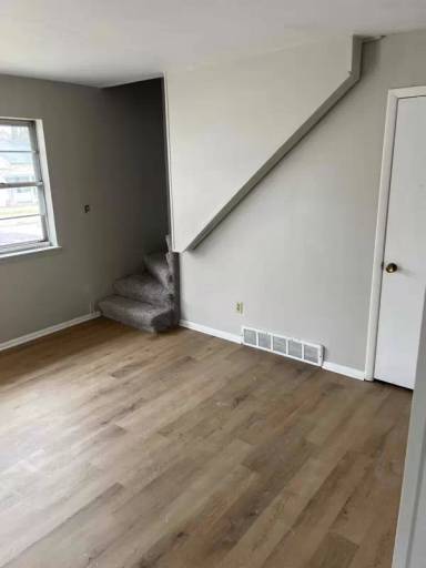 Main picture of 713 N 6th St