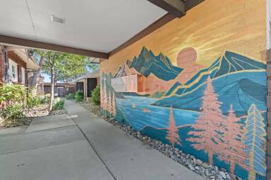 Main picture of 65 Caliente St