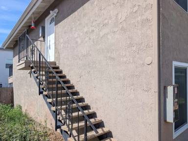 Main picture of 2604 Delaware St