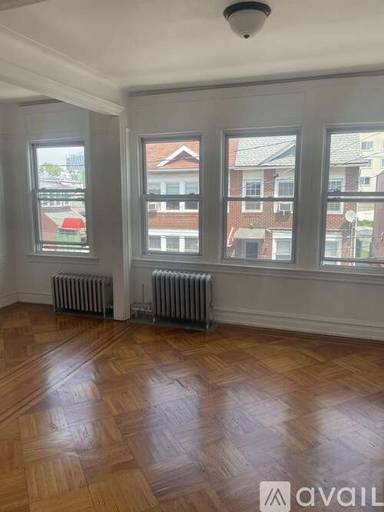 Main picture of 4 Brighton 8th Ct