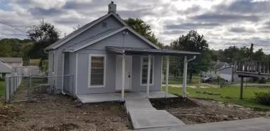 Main picture of 5249 S 52nd St