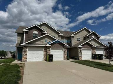 Main picture of 815 Raven Ct