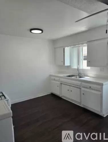 Main picture of 11153 Ferina St