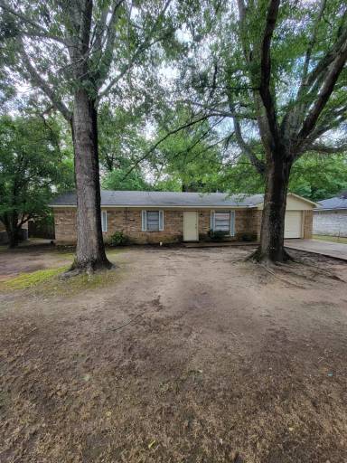 Main picture of 29 Melanie Ct