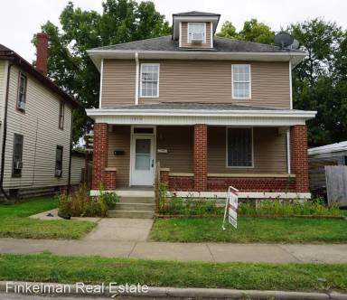 Main picture of 1604 Woodlawn Ave