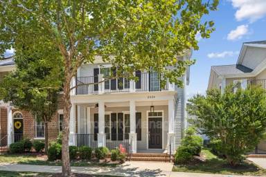 Main picture of 5434 Center St