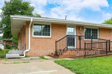 Main picture of 530 SW Maple St