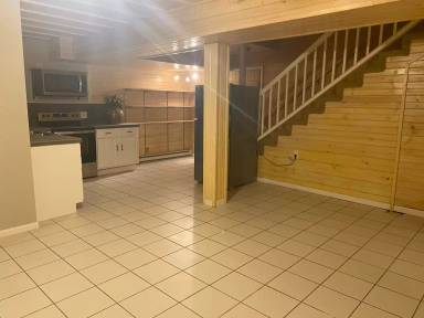 Main picture of 1810 Simula Ln
