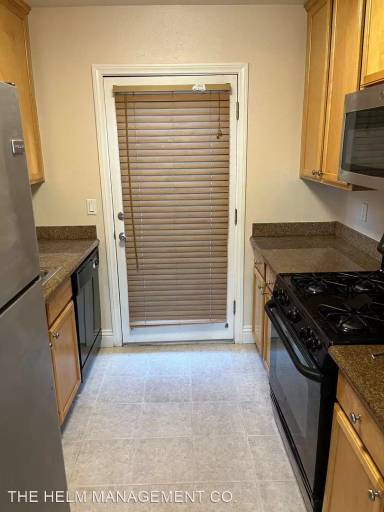 Main picture of 6101 Adelaide Ave