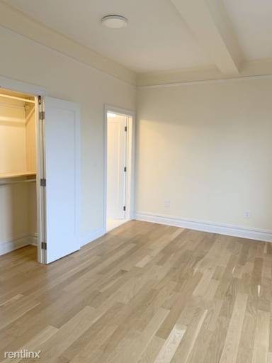 Main picture of 166 2nd Ave Apartments