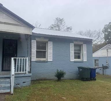 Main picture of 108 Thurman St