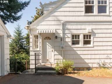 Main picture of 2733 NE 102nd Ave