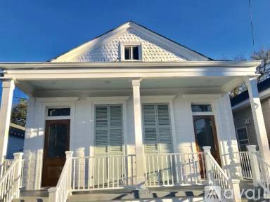 Main picture of 1709 Joliet St