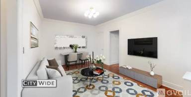 Main picture of 72 W 12th St