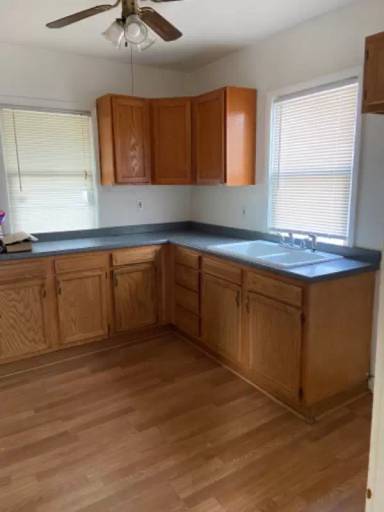 Main picture of 2442 Gibson St