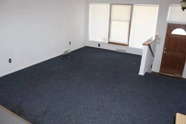 Main picture of 534 Fallowfield Ave