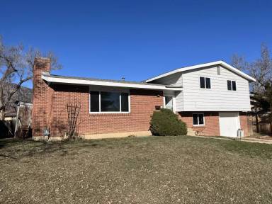 Main picture of 715 S 41st St