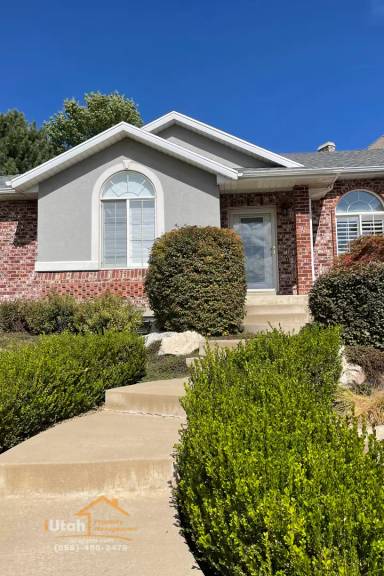 Main picture of 2760 Indian Hills Ln